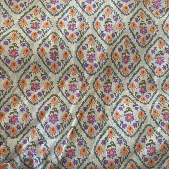 Floral Patterned pillowcase 3 standard one king - Picture 1 of 3